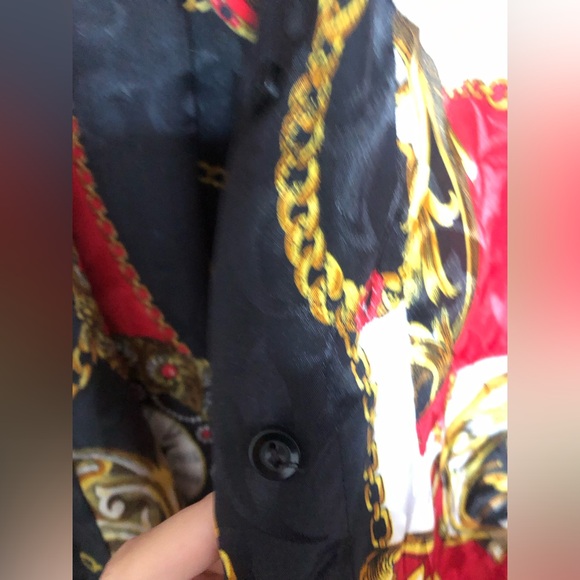 Alia Abstract Button-Up Blouse Medium - Picture 5 of 9